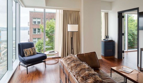 Studio Suite, View (Water View)