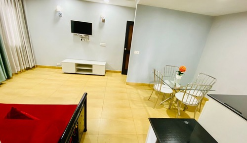 Executive Suite, 1 King Bed, Valley View