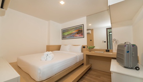 Family Room, 2 Bedrooms