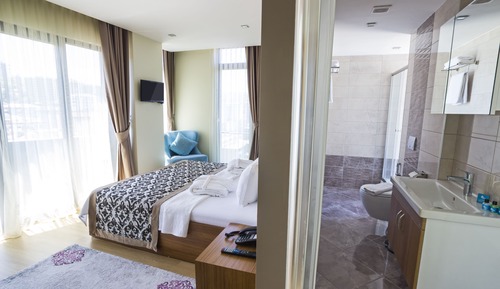 Luxury Suite, 2 Bedrooms, City View