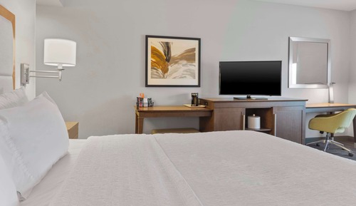 Room, 1 King Bed with Sofa bed, Non Smoking