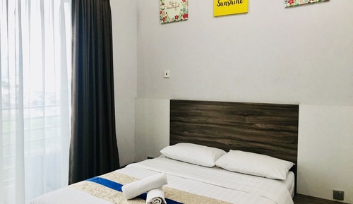 Comfort Studio Suite, 1 Queen Bed, Accessible, Kitchen
