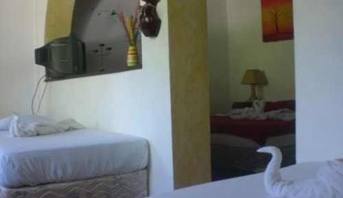 Basic Room, 1 Bedroom, Pool View, Poolside