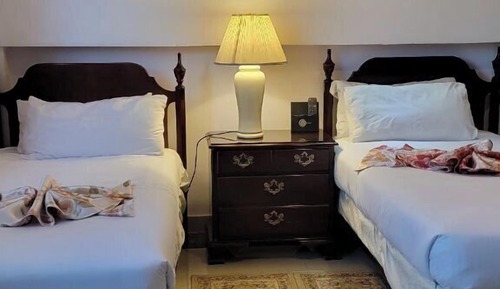 Basic Twin Room