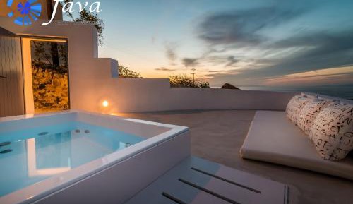 Executive Suite with Outdoor Private Jetted Tub