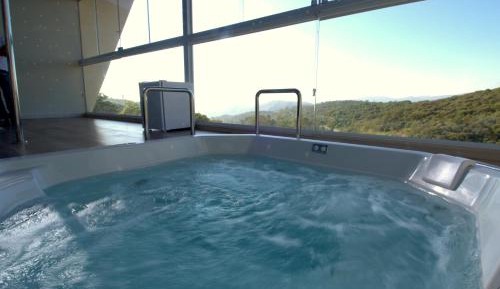 Master King Room with Spa Bath