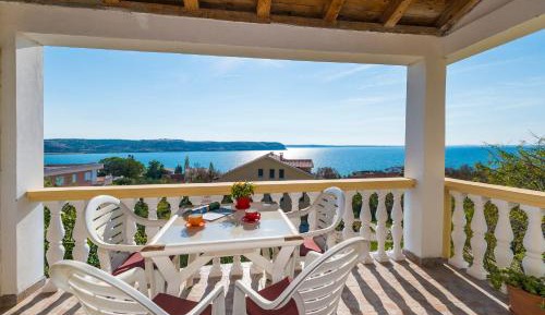 Apartment with Sea View