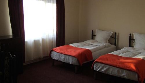 Economy Twin Room