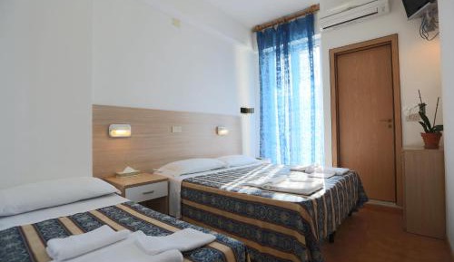 Triple Room with Balcony