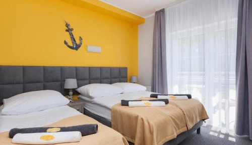 Triple Room with Balcony or Terrace