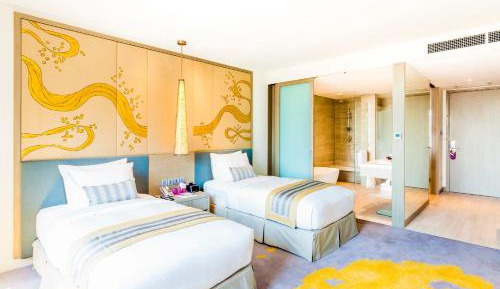 Standard Twin Room - High Floor