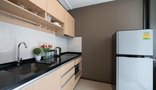 Premier One-Bedroom Suite