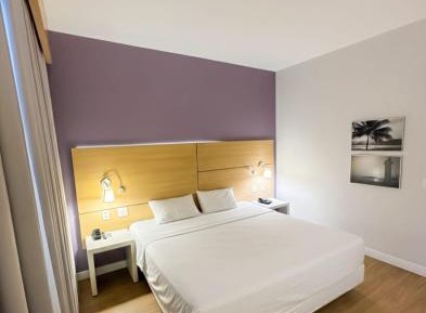 One-Bedroom Deluxe Apartment