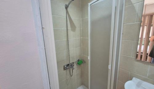 Studio Apartment with King Bed