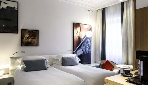 Deluxe Family Suite with Three Connecting Rooms