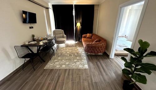 Deluxe Double or Twin Room with Balcony
