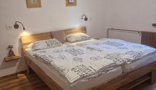 Triple Room with Shared Bathroom