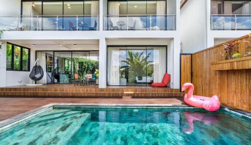 Suite with Private Pool