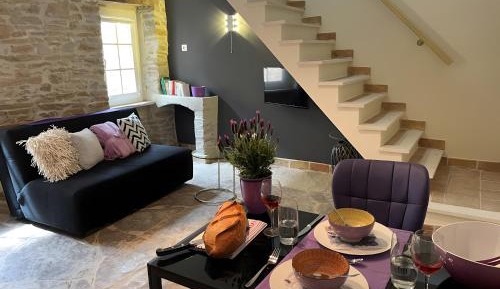 Superior One-Bedroom Apartment