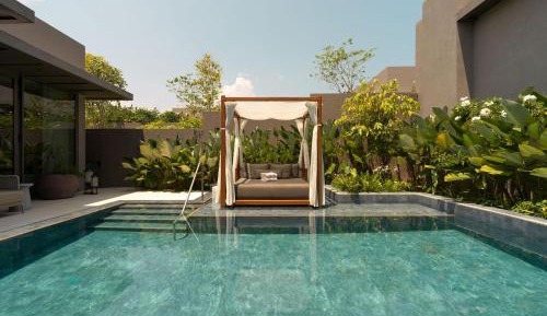 One-Bedroom Garden Villa with Pool