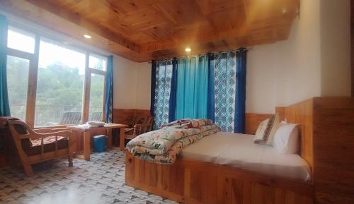 Deluxe Double Room with Balcony