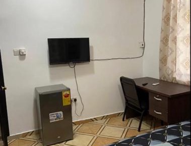 Deluxe Studio