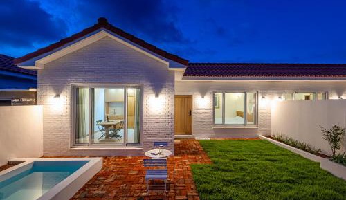 One-Bedroom House