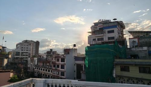 Single Room with Shared Bathroom