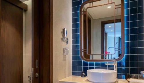 Deluxe Suite with Sea View