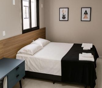 Studio Apartment with Queen Bed