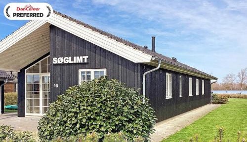 Five-Bedroom Holiday Home