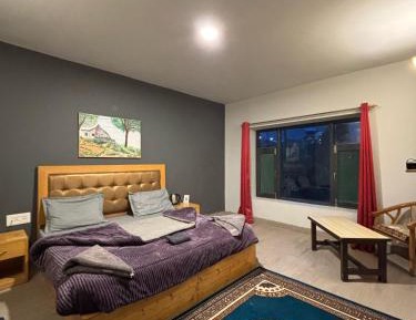 Deluxe Double or Twin Room with Mountain View