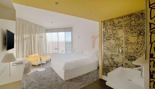 nhow Room free parking