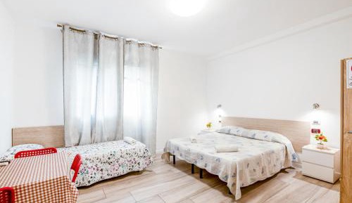 Triple Room with Garden View