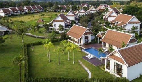 Two Bedroom Villa with Pool and Garden