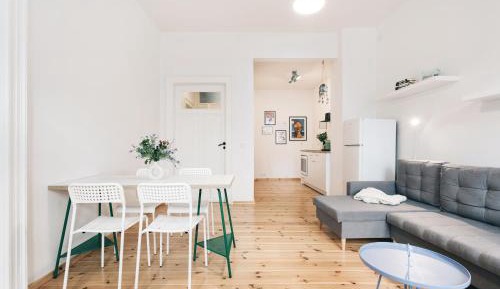 One-Bedroom Deluxe Apartment