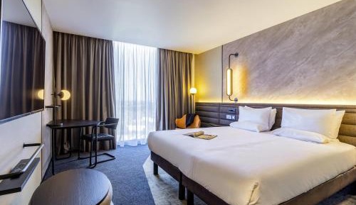 Standard King Room