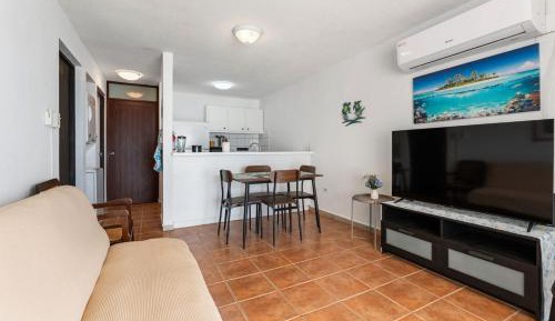 One-Bedroom Apartment with Ocean View