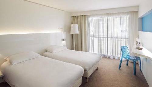 Superior Twin Room with Balcony