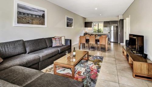 Two-Bedroom Apartment with One King and Two Single Beds