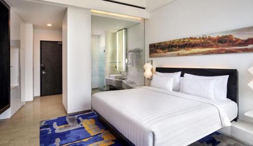 Superior King Room with Mountain View
