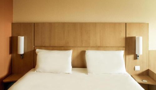 Standard Room with 1 Double Bed