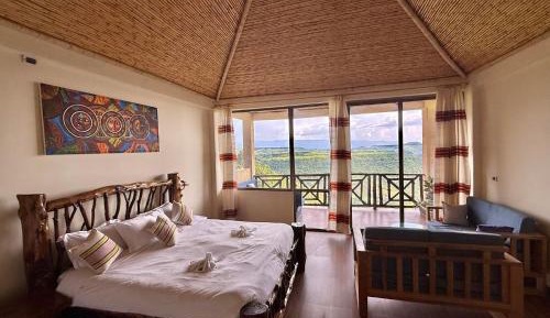 Family Room with Mountain View