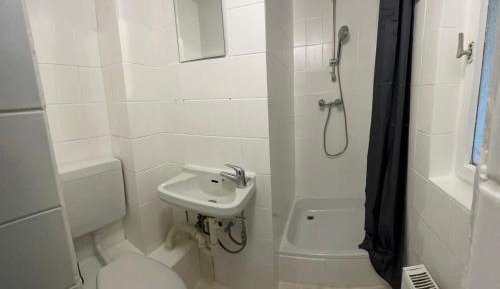 Single Room with Bathroom