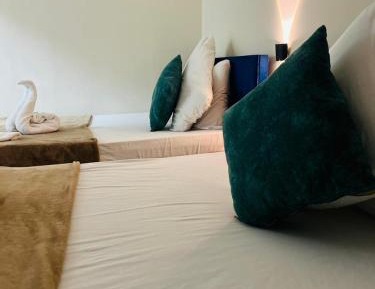 Twin Room with Private Bathroom