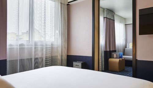 Suite with One Double Bed and One Sofabed