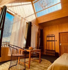 Studio with Mountain View