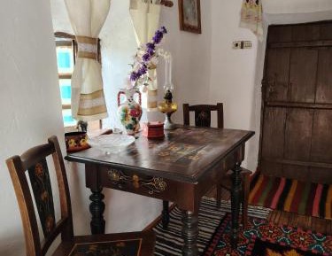 Double Room with Shared Bathroom