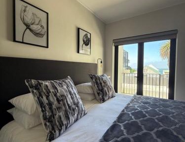 Family Two-Bedroom Apartment with View