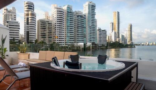 Standard Double Suite